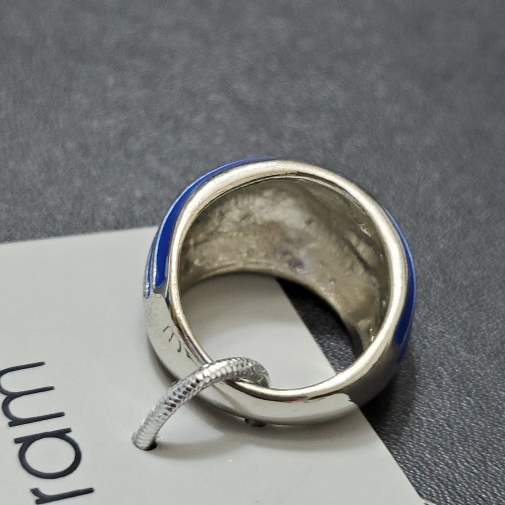 **Last Chance!! Final Sale** Silver tone blue enamel ring Size 8 - Picture 4 of 6